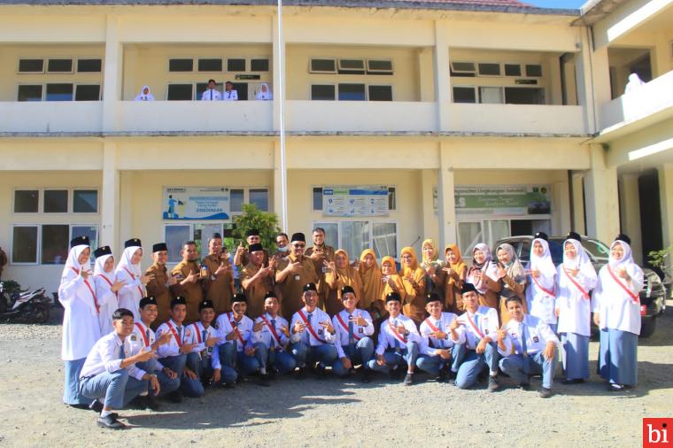 Upacara bendera di SMA 3 Sumbar Dihadiri Langsung Bupati Benny Utama