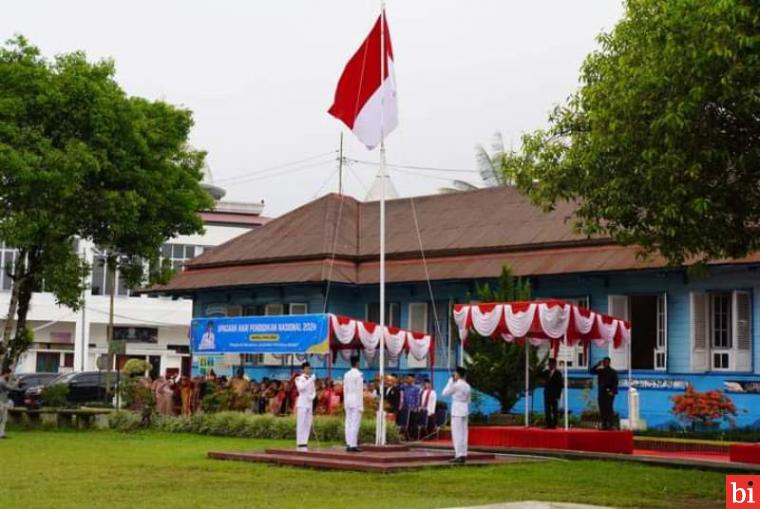 Upacara Hardiknas, Bukan Tugas Sederhana Mengubah Perspektif Pembelajaran