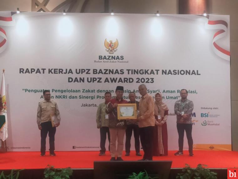 UPZ Baznas Semen Padang Raih Tiga Penghargaan UPZ Awards 2023