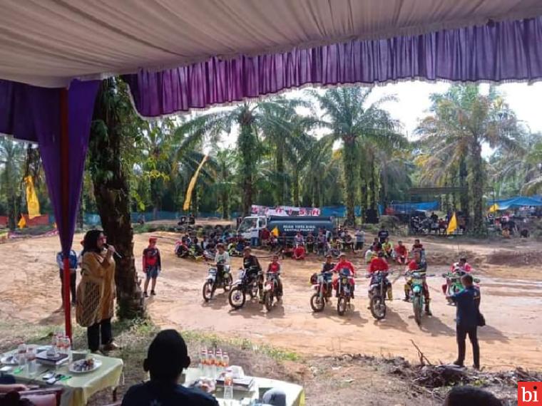 Wabup Labuhanbatu Buka Perlombaan Motocross dan Grasstrack 2 Hari