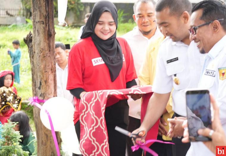 Wagub Resmikan Kampung Iklim Ecobrick Binaan Semen Padang di Nagari Andaleh