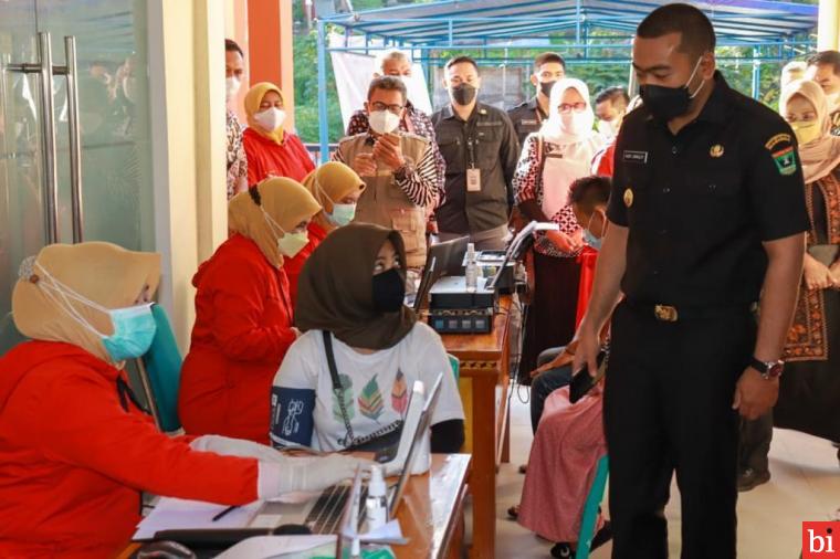 Wagub Sumbar Sebut Antusiasme Lansia untuk Dapatkan Vaksin Covid-19 Meningkat