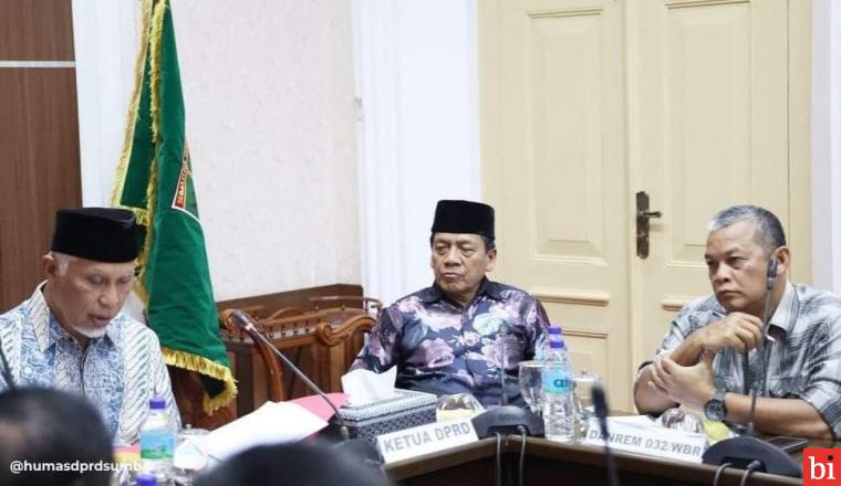 Wakil Ketua DPRD Sumbar Suwirpen Suib Hadiri FGD Forkopimda Bahas Tahapan Pemilu 2024