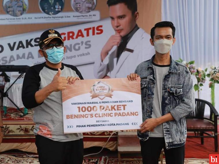 Wako Apresiasi 1.000 Paket Sembako dalam Vaksinasi Massal Bersama Alumni SMPN 2 Padang...