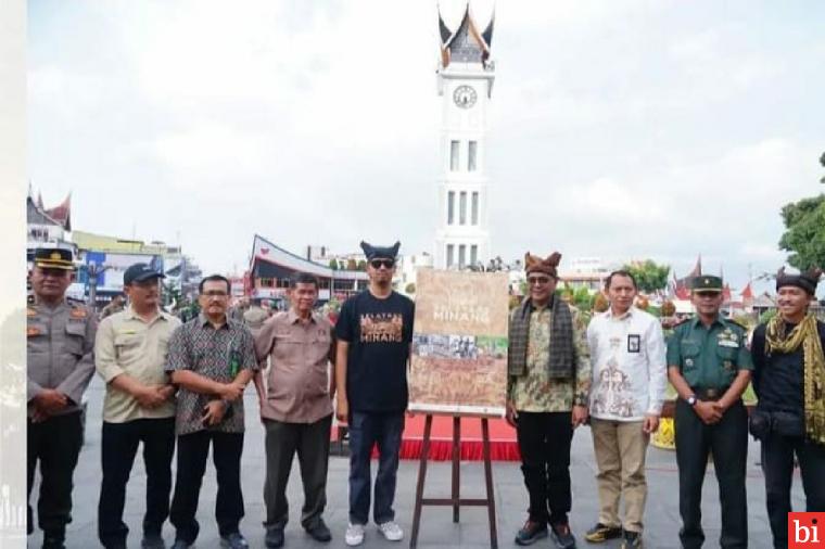 Wako Erman Safar Saksikan 126 Foto Karya Jurnalis Kantor Berita ANTARA dan  KITLV Leiden,...