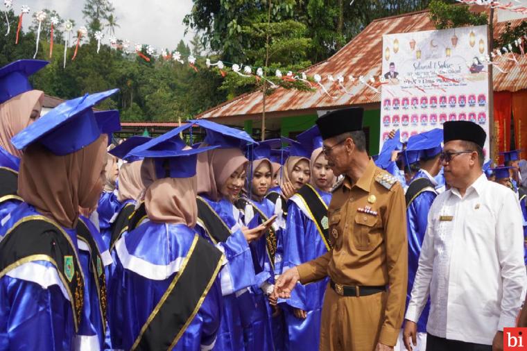 Wujudkan Masyarakat Madani, Bupati Safaruddin Dorong Generasi Qurani