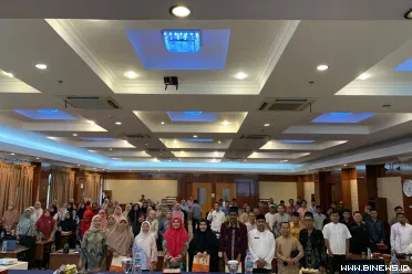 Anggota DPR RI dari Fraksi PKS, Hj. Nevi Zuairina,...