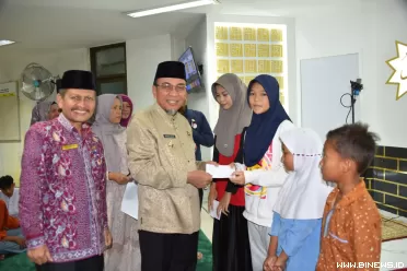 Wakil Wali Kota Padang Maigus Nasir di Masjid Ukhuwah,...