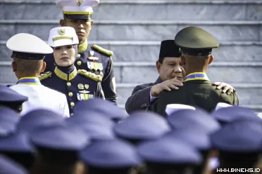 Momen pelantikan 2 ribu perwira remaja Tentara Nasional...