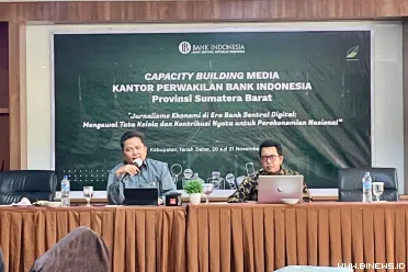 Kepala Perwakilan BI Sumbar, Mohamad Abdul Majid Ikram,...
