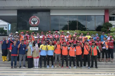 PT Semen Padang melalui Semen Padang Peduli dan ESDM Siaga...