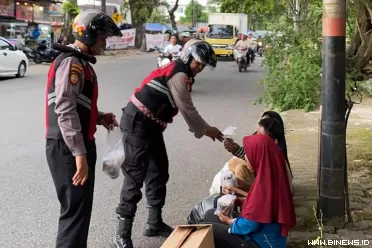 Menjelang waktu berbuka puasa, Direktorat Samapta...