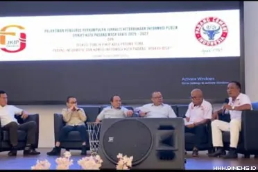 Ketua DPRD Kota Padang Muharlion menegaskan komitmen DPRD...