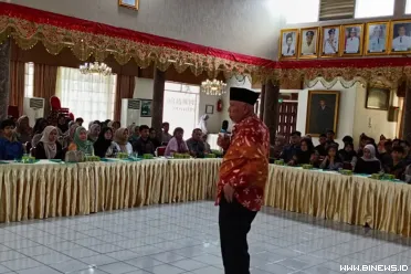 Gubernur Sumatera Barat (Sumbar), Mahyeldi Ansharullah...