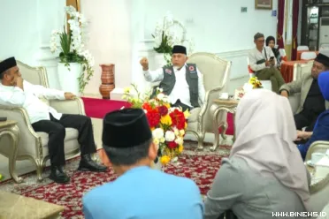 Mahyeldi saat menerima audiensi Kepala Balai Penyelenggara...