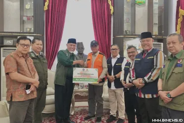 Bantuan tersebut diserahkan langsung oleh Wakil Gubernur...