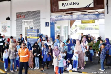 Sepanjang Semester I 2025, PT Kereta Api Indonesia...