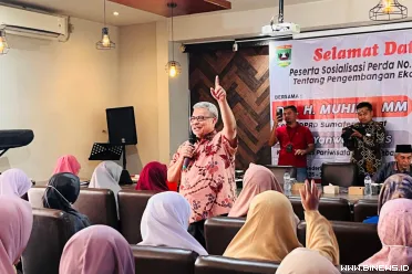 Ketua DPRD Sumatera Barat, Muhidi, melaksanakan Sosialisasi...