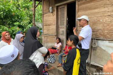 Ketua TP-PKK Kabupaten Solok, Nia Jon Firman Pandu...