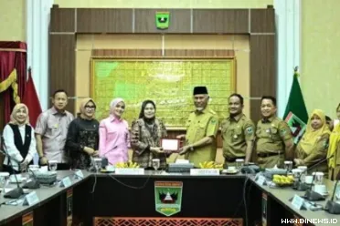 Gubernur Sumatera Barat (Sumbar), Mahyeldi Ansharullah...