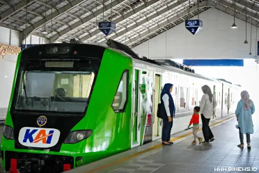 PT Kereta Api Indonesia (Persero) Divisi Regional II...