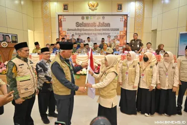 Gubernur Sumatera Barat (Sumbar), Mahyeldi Ansharullah...