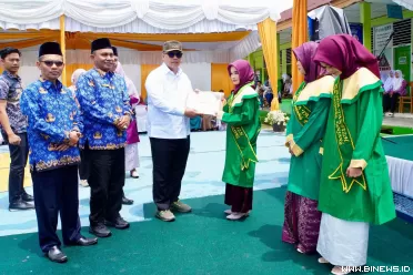 Madrasah Aliyah Negeri (MAN) 3 menggelar perpisahan...