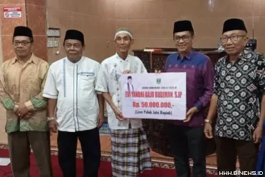 Wakil Ketua DPRD Sumatera Barat, Evi Yandri Rajo Budiman,...