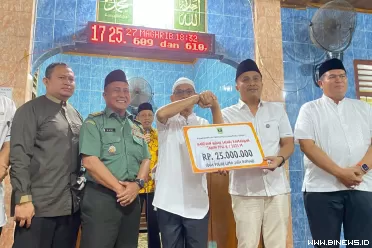 Wakil Gubernur Sumatera Barat, Vasko Ruseimy, mencanangkan...