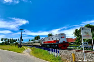 PT Kereta Api Indonesia (Persero) Divisi Regional II Sumbar...