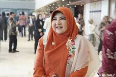 Anggota Komisi VI DPR RI, Hj. Nevi Zuairina.