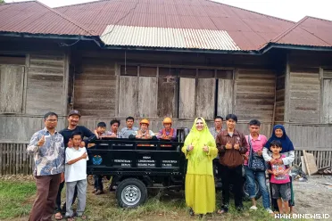 Anggota DPR RI Fraksi PKS dari Daerah Pemilihan Sumatera...