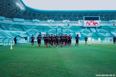 Timnas Indonesia U17 memulai latihan perdana di Stadion...