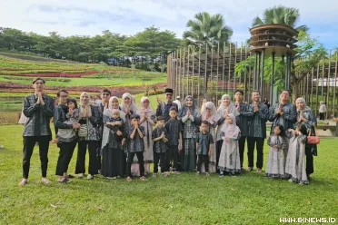 Anggota DPR RI Fraksi PKS Komisi VI, Hj. Nevi Zuairina,...