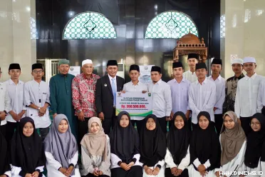 Pemerintah Kabupaten (Pemkab) Solok menggelar acara...