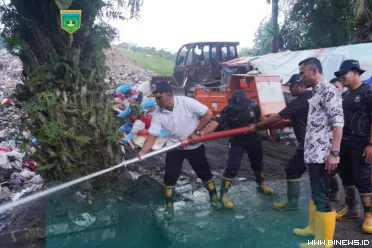 Pemerintah Kota Padang Panjang melakukan penanganan...