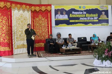 Wali Kota Padang Panjang, Hendri Arnis, menegaskan komitmen...