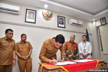 Wali Kota Sawahlunto Riyanda Putra bersama Kepala...