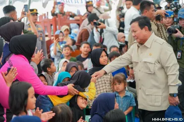Presiden Republik Indonesia, Prabowo Subianto meninjau...