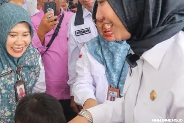 Bupati Annisa Suci Ramadhani, di Pulau Punjung Kamis...