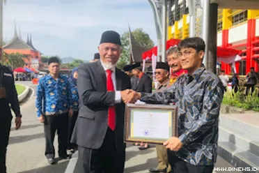 Raih Dua Penghargaan, Koperasi Konsumen Keluarga Besar...