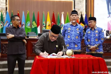 DPRD Sumbar tetapkan rancangan peraturan daerah (ranperda)...