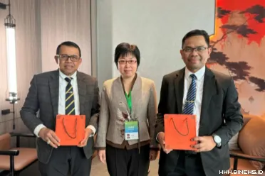 Rektor UNP Krismadinta, PhD dan Direktur Confucius...