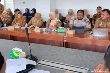 Direktur RSUD dr. Rasidin Padang, dr. Lismawati, M.Biomed.,...