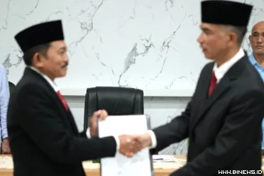 Sekda Kabupaten Solok, Medison melantik Febri Fauzan untuk...