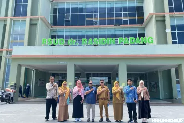 Perwakilan Ombudsman RI Provinsi Sumatera Barat melakukan...
