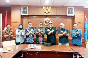 Pengurus Persatuan Wartawan Indonesia (PWI) Pusat menerima...