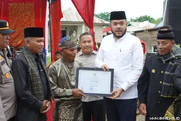masyarakat Sungai Pisang, Kecamatan Bungus Teluk Kabung,...