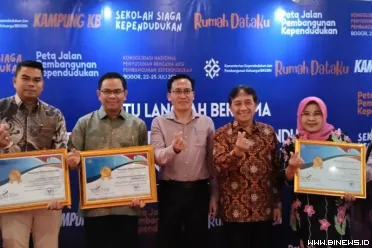 Memperingati hari keluarga nasional (Harganas) ke- 32...
