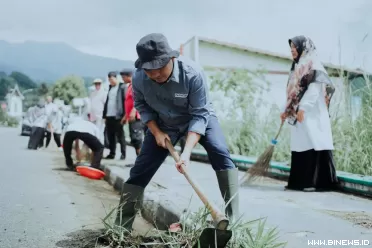 Wakil Bupati Solok H. Candra bersama Organisasi Perangkat...